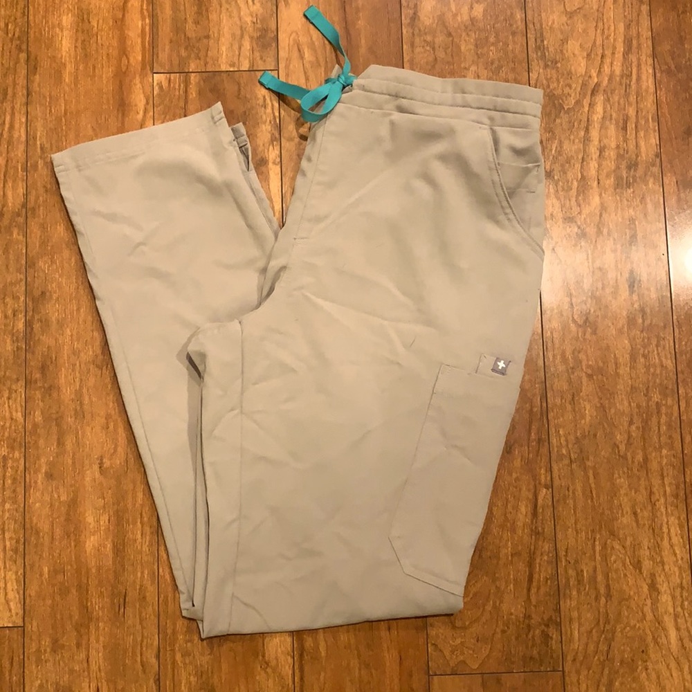 Yola Boulder Scrub Bottoms